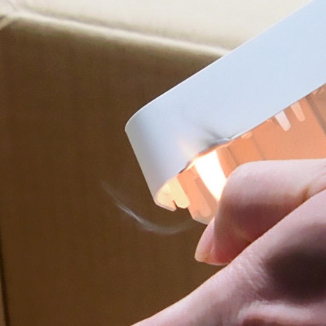 插座外壳选用阻燃PP比ABS好吗？