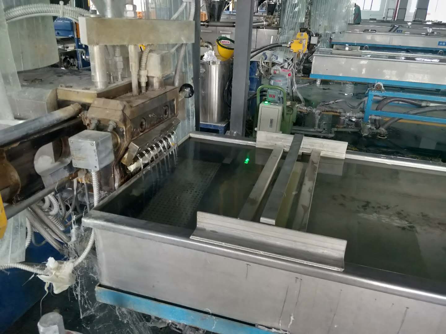 金尊国际熔喷PP料生产线