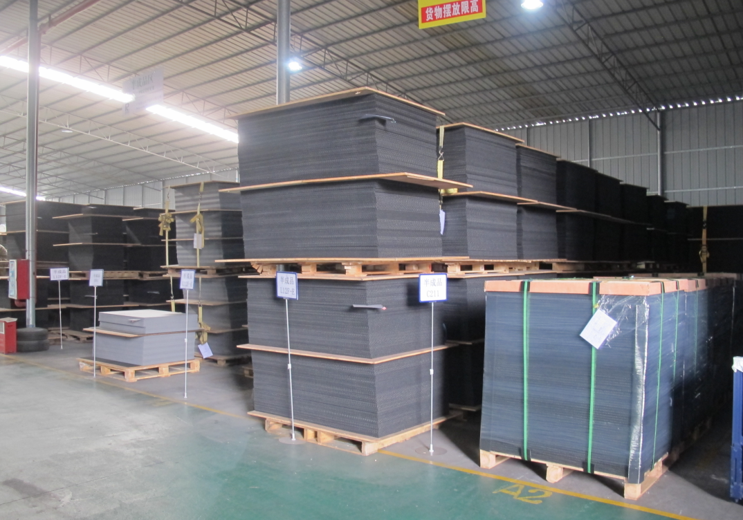 金尊国际pp蜂窝板库存